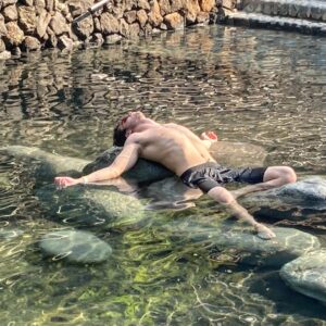 Lucas Jade Zumann Instagram - Back in the cold after a much needed family vacation. Celebrating a huge milestone in my mother's recovery process!