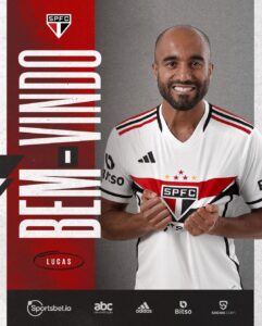 Lucas Moura Instagram - 🆕✍️ ELE VOLTOU! @lucasmoura7 é mais um reforço do Tricolor para a temporada! Saiba mais no site oficial do clube! #RespondeAoCoração ♥️🤍🖤 #VamosSãoPaulo 🇾🇪