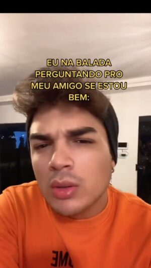 Lucas Santos Instagram - quem tem um amigo assim? 😂 marca ele aqui e não diga nada 😂