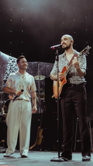 Luciano Pereyra Instagram - Le agradezco a Dios la bendita dicha de un gran compañero de ruta musical y de vida desde hace tantos años!!
Anoche tu abrazo y tu voz fue  la cálida caricia que necesitábamos!
Gracias hermano @abelpintos por acompañarme! Te quiero mucho siempre!!🙏🏽❤️