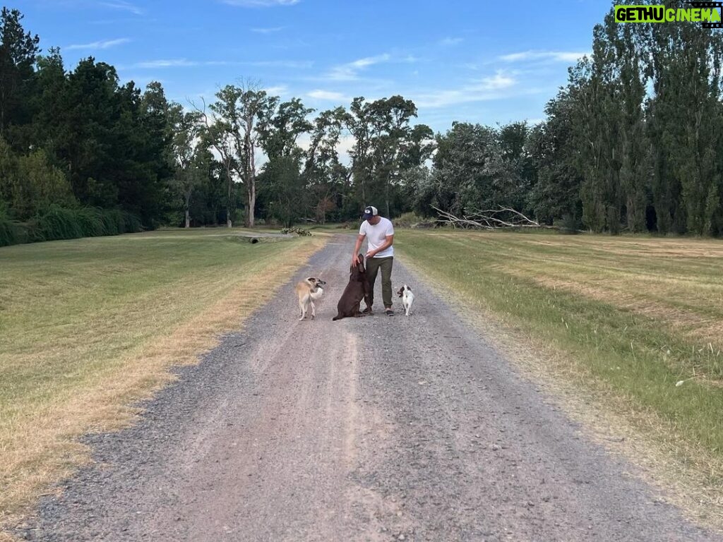 Luciano Pereyra Instagram - Caminatita energizante para este sábado chayar en #LaRioja y el domingo cantarnos en #VillaMaria 🙌🏽🙌🏽😁😁❤️❤️ que lindo,no? En lujan Bs.as.