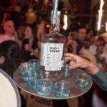 Luis Gerardo Méndez Instagram - Otro Grito del Tigre. Un año más de amigues y mezcal. Gracias a todas las personas que hacen posible nuestro @mezcalojodetigre. Y a los DJs de ayer que nos hicieron gastar suela. Salud! 👁️ 🐅