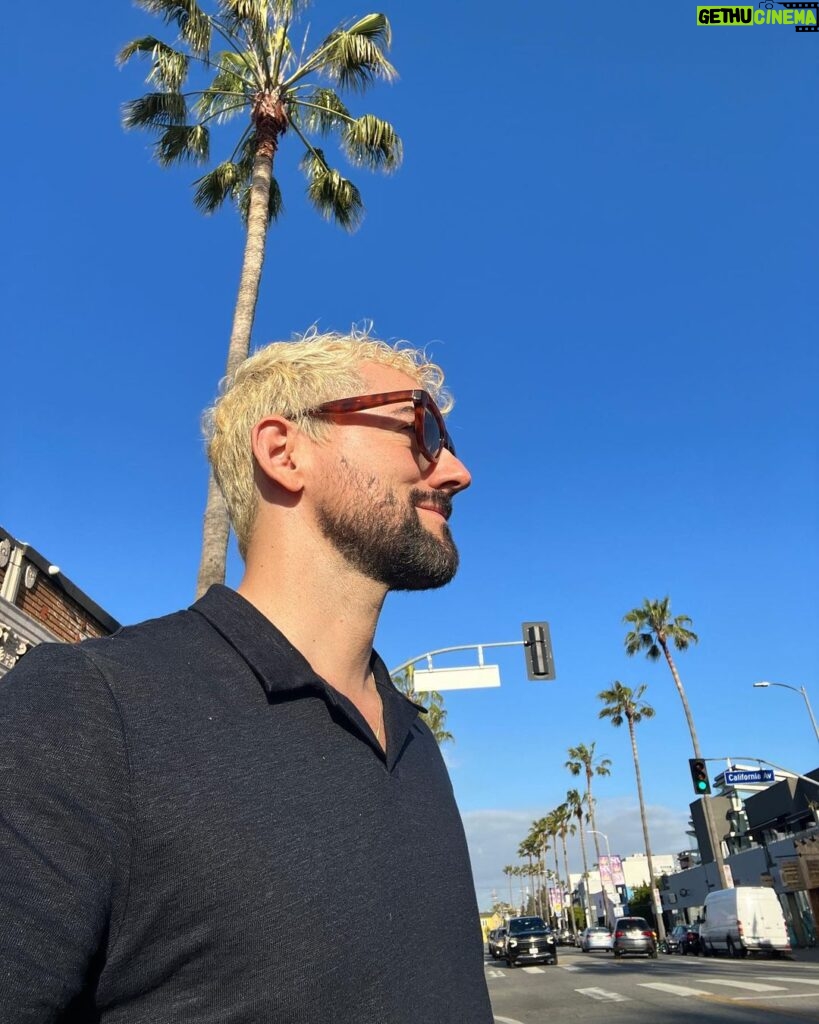 Luis Gerardo Méndez Instagram - Back to work. 🎥 Los Angeles, California