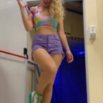 Luisana Lopilato Instagram – Modo sexy 🔛 ¡Cómo voy a extrañarla! 🫶🏻
Domingo 5 de marzo última función!!!! Vienen?🫀
#casadosconhijos