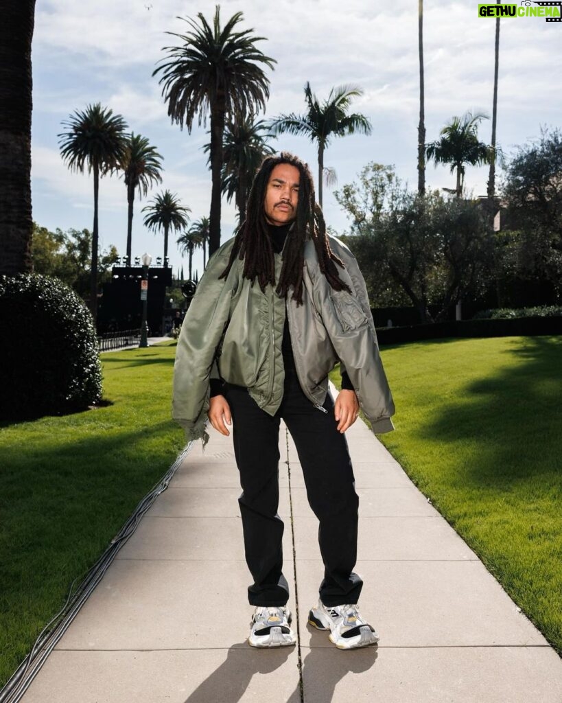 Luka Sabbat Instagram - You know what they say about big feet… @balenciaga Los Angeles, California