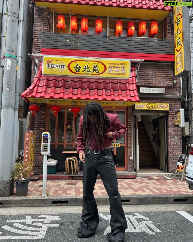 Luka Sabbat Instagram - Choto nihongo wakaru type shit Tokyo, Japan