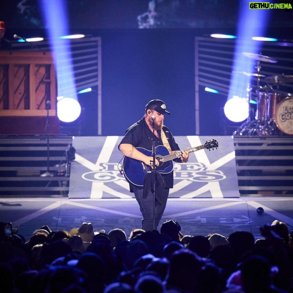 Luke Combs Instagram - Vancouver came to party! Edmonton, y’all are up next!! 📸: @davidbergman