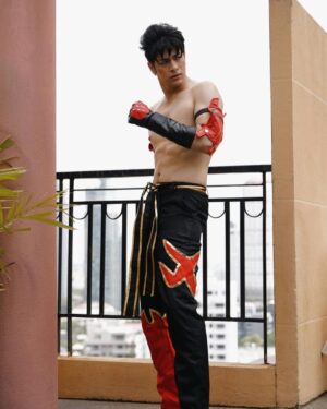 Luke Ishikawa Plowden Instagram - Jin Kazama 風間 仁 👊🏽

#halloween 
#tekken