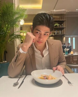 Luke Ishikawa Plowden Instagram - Dinner with me ? 

#CasiaBKK 
#ChatriumGrandBKK
@casiabkk