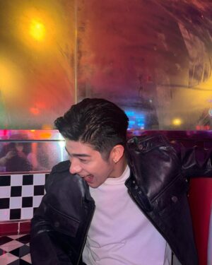 Luke Ishikawa Plowden Instagram - James Dean Day Dream 😉☺️