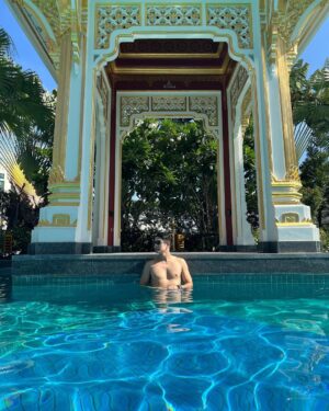 Luke Ishikawa Plowden Instagram - Enjoy the present because it will never happen again 💦 ❤️ 

#ChatriumGrandBKK