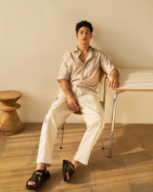 Luke Ishikawa Plowden Instagram - Feeling like snack ☺️ Jaspal Man SS24 with Luke Ishikawa | ต้อนรับซีซั่นใหม่ Spring/ Summer 2024  โดย ลุค-อิชิคาว่า  มาร่วมถ่ายทอดลุคโปรดรับซัมเมอร์นี้ให้หนุ่มๆ Jaspal Man ได้รับชมกัน

อัปเดทคอลเลกชั่นใหม่จาก Jaspal Man SS24 ได้ก่อนใครที่ร้าน Jaspal Man ทุกสาขาและออนไลน์ที่ www.jaspal.com

#jaspal #jaspalman