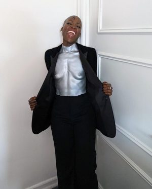 Lupita Nyong'o Instagram - A SHAMELESS OUT-OF-BODY EXPERIENCE | Tony Awards 2023

Honored, humbled, strengthened and energized to don this breastplate created by @mishajapanwala, which she cast and molded of my body.

Misha Japanwala is a Pakistani artist and fashion designer, whose work is rooted in the rejection and deconstruction of external shame attached to one’s body. In her artistic process, she creates a realistic and true record of a person’s body as an act of resistance and celebration, and an insistence on being allowed to exist freely in our bodies.

She writes, “The word ‘beghairat’ (translation: shameless) has become an anchor in my practice; thousands of people have used it to describe me and the work I create, in an effort to insult and shame me into silence. In reclaiming the word and understanding that the rejection of others’ narrow definitions of shame is one of the most powerful tools for liberation, I’ve come to deeply appreciate and respect what living a life of shamelessness truly means. My craft pertains to documenting our existence in the most truthful way I possibly can — I change nothing about the body and how it looks.I think that act of surrendering and allowing our bodies to simply be, is such a beautiful and powerful thing.”

Misha, thank you for this special opportunity to BE EXACTLY HERE, IN THIS BODY NOW. Follow her (@MishaJapanwala ) to learn more. Her extraordinary work, Beghairati Ki Nishaani: Traces of Shamelessness, is on view now at @hannahtraoregallery in New York City until July 30th.

@mishajapanwala 
@debeersofficial 
@_thebellarosacollection
@micaela 
@nickbarose
@sonyameesh
@hennabysabeen
@mrbarberj