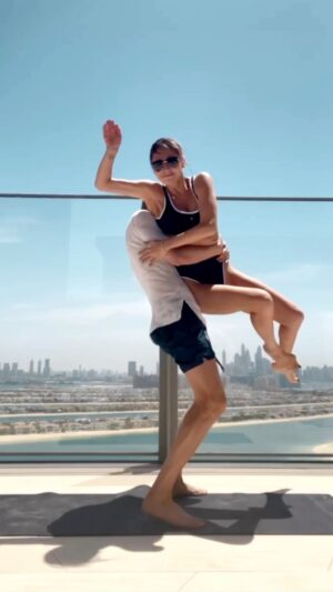 Lyaysan Utyasheva Instagram - Однажды утром в @atlantistheroyal😂 

P.S. а как бы вы подписали это видео? делитесь👇🏻
