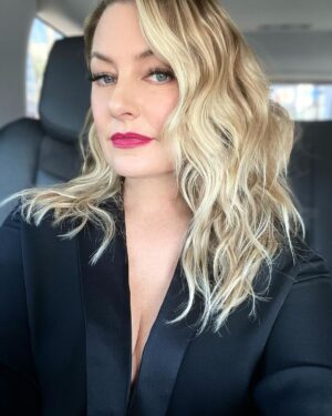 Mädchen Amick Instagram - Thx for having us #PaleyFest 🙏🏼 …also, I’m totes with you #choni fans! 🏳️‍🌈🙌🏼💋

@paleycenter 
@gomezgraciaofficial
@maisonpriveepr_la
@louisemooninc 
@andremakeup
@gimletschneider 
@davidpreciousgems 
#vancleefarpels 
#betseyjohnson
