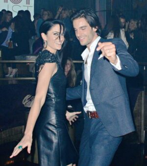 Mädchen Amick Instagram - We celebrate you today @daniel_ditomasso 🥳💃🏻🕺🏻🥰 I am so incredibly thankful to have you as a friend. You are truly one of the most kind, loving, beautiful human beings I know and I’m so grateful to have you in my life. Your light burns so bright. Keep shining my friend 💋 #hbd