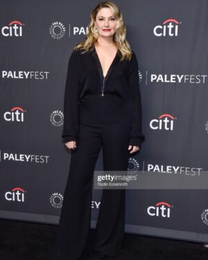 Mädchen Amick Instagram - Thx for having us #PaleyFest 🙏🏼 …also, I’m totes with you #choni fans! 🏳️‍🌈🙌🏼💋

@paleycenter 
@gomezgraciaofficial
@maisonpriveepr_la
@louisemooninc 
@andremakeup
@gimletschneider 
@davidpreciousgems 
#vancleefarpels 
#betseyjohnson
