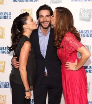 Mädchen Amick Instagram - We celebrate you today @daniel_ditomasso 🥳💃🏻🕺🏻🥰 I am so incredibly thankful to have you as a friend. You are truly one of the most kind, loving, beautiful human beings I know and I’m so grateful to have you in my life. Your light burns so bright. Keep shining my friend 💋 #hbd