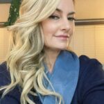 Mädchen Amick Instagram – Just checkin to see if I still knew how to take a selfie