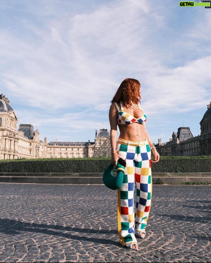 Mélanie Da Cruz Instagram - Polaroïd 📸 @jocelyn_hamel 🔥 Paris, France