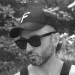Mabel Matiz Instagram - Hayatımı sonsuz-süreğen bir parti, içli bir şarkı, tekinsiz bir yol, yıkık bir film yapan tüm sevdiklerime teşekkürlerimle. İyi ki bu dünyaya geldim. İyi ki bunları seçtim. #38 📸: @__vibeshifter__