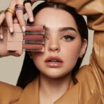 Macarena García Instagram - On a bad day, there is always lipstick @maybelline sigue súper 🔥🔥🔥 en el #hotsale así que corran a comprar #liftergloss para que los amen tanto como yo. #hotsalemaybelline @maybelline