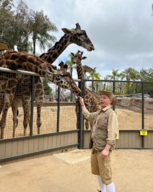 Macaulay Culkin Instagram - Thanks for letting me feed your giraffes @sandiegozoo ! And thanks for helping give my big guy the best birthday yet! You’re the best!