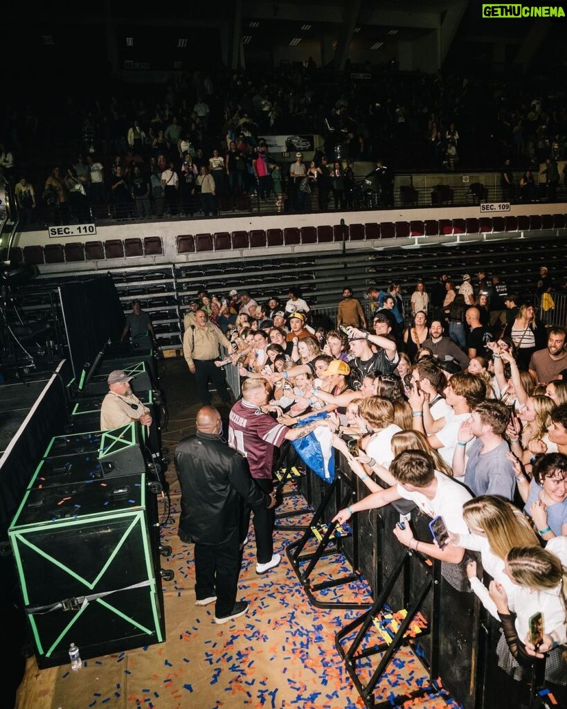 Macklemore Instagram - Missoula Montana. Thank you for all the energy and love. I had such a beautiful night with you all 🌹❤️ Missoula, Montana