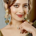 Madalsa Sharma Instagram - Feeling moonstruck🤍🫶😍💁‍♀️ 📸 @artographybysagar . . . . #reels #reelsinstagram #madalsasharma #kavya #videooftheday #instadaily #instavideo #instagood #instamood #mood #trending #trendingreels #reelitfeelit #reelkarofeelkaro #reeloftheday #reelit #love #actorslife
