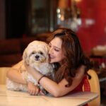 Madalsa Sharma Instagram - I woof you❤️🐶🐾 #mummaandkiki @madalsa_petstories . . . . #petsofinstagram #kiki #madalsasharma #kavya #petlovers #picoftheday #postoftheday #instadaily #instapic #instagood #instamood #mood #love #actorslife