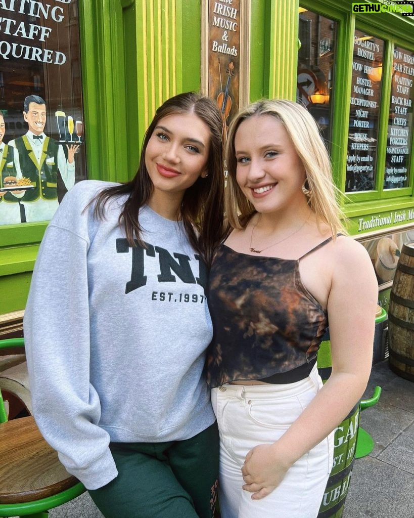 Madison Lewis Instagram - i didnt like the Guinness :| loving Ireland tho !!!! #justrememberyourebeautiful Dublin, Ireland