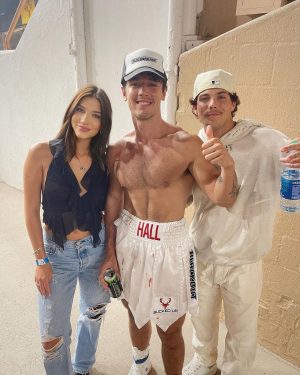 Madison Lewis Instagram - so beyond proud of you brother! 

#justrememberyourebeautiful