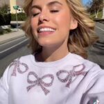 Madisyn Shipman Instagram - Sneak peek #2 - we’ve all had thing for the bad boy aka a player for life, who swears he’s going to change while knowing damn well he has no intention of changing. I wrote this song after I was talking to a guy during lockdown and low and behold he was talking to multiple girls and trying to play coy while taking his “girls” on lavish vacations. Ladies and gents, know your worth. Leave them alone if they are not emotionally available. That’s their own insecurities!
