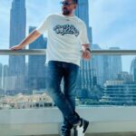 Maged ElMasry Instagram - City of dreams 💫 #dubai #offwhite Address Downtown