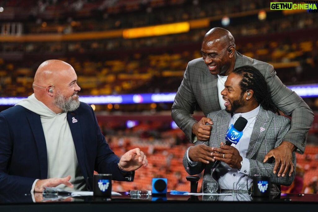 Magic Johnson Instagram - I had a good time with the cast of Thursday Night football Tony Gonzalez, Ryan Fitzpatrick, Charissa Thompson, Andrew Whitworth and Richard Sherman! Tonight we didn’t play with any intensity or fire. We didn’t compete in the first half and got down 27-3 heading into halftime. It was too big of a hole to climb out of and that is why we ended up losing 40-20. #TNFonPrime