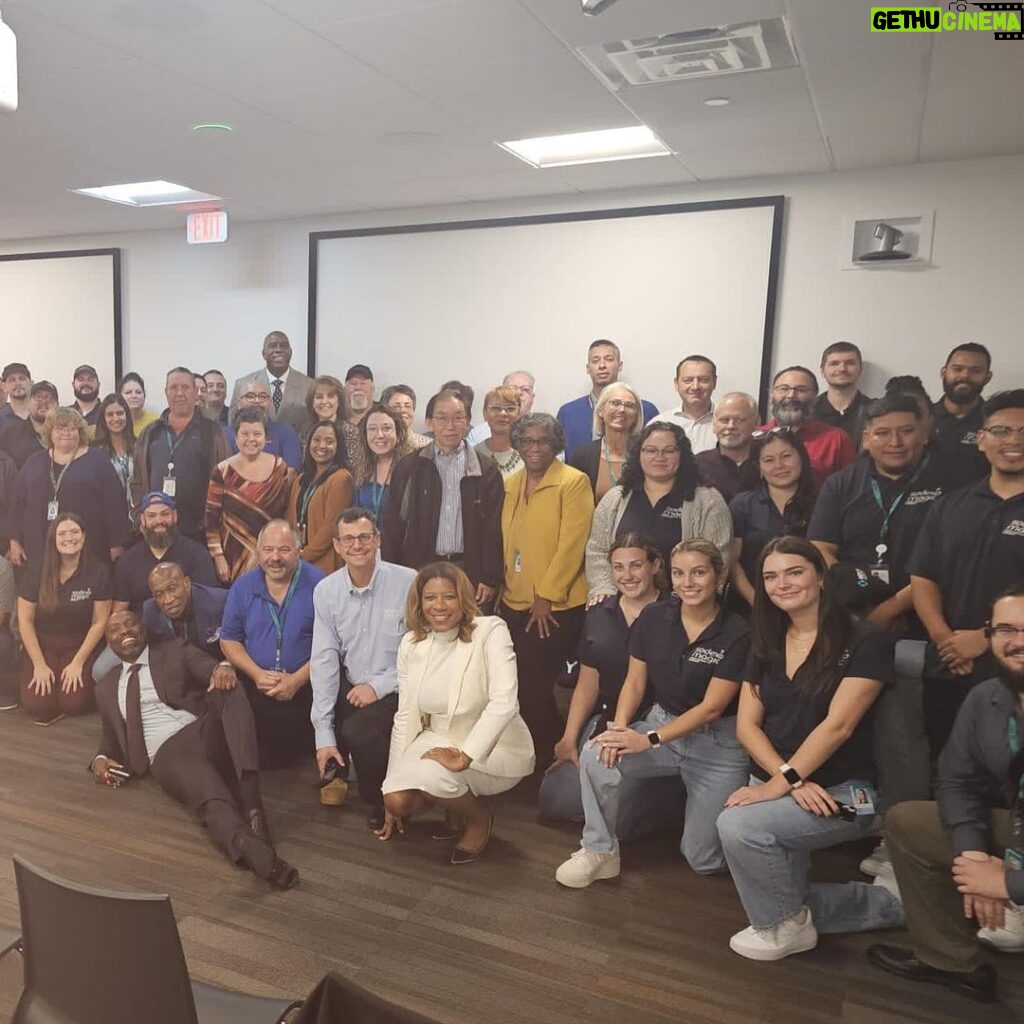 Magic Johnson Instagram - It was an amazing day at Merck ending their month-long celebration of Diversity Equity and Inclusion! It was so much enthusiasm and anticipation, people were in line at 6:15am to hear me speak at 8:30am! I really appreciate all of the Merck employees who came out to hear me speak about DEI& and business. I haven’t felt that level of energy in the room in a long time! I also want to thank Merck for their partnership with my company SodexoMAGIC. We one of their diverse suppliers and are responsible for their facility services management.