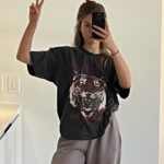 Maia Mitchell Instagram - If it’s against the rules to do a grid of just mirror selfies then LOCK ME UP 🥵