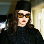 Maisie Williams Instagram - the first 3 episodes of ‘the new look’ are now streaming on @appletv ❣️ tune in every wednesday ✨ after planning this press tour for 2 years, it has been such a joy to wear these unbelievable vintage pieces, pulled from the archives of the most iconic fashion houses that have graced us over the last 7 decades 🧵🪡 i owe it all to the incredible @katefoley and @alexandracronan of @studioand for putting so much care and love into their work, thank you so so much 🤍 fashion is fun, fashion is our history, and creating these looks has been every bit as rewarding as creating this incredible show. i hope you enjoy what we’ve made styled by: @studioand @katefoley @alexandracronan assisted by: @tallula_m and @flothompson_ wig: @neciashairstyling photographer: @kobewagstaff LA makeup: @kirinrider hair: @nikkiprovidence   NY hair: @errolkaradag makeup: @Alliesmithmakeup makeup: @michaelabosch nails: @ohmynailsnyc   look I wearing 1960s @balenciaga from @etereovintage hat: @noelstewart sunglasses: @akila.la gloves: @paularowanglove shoes: @paristexas_it tights: @wolford bag: Vintage @dior Bee Purse look II - @thedrewbarrymoreshow vintage @viviennewestwood 1990s two piece from @Aralda.vintage corset: @Agentprovocateur hat: @Alexandracronan Leopard Pillbox Hat gloves: @paularowanglove shoes: @manoloblahnik tights: @wolford look III wearing vintage @dior blouse and @junyawatanabe skirt from @Aralda.vintage corset: @agentprovocateur shoes: @rogervivier tights: @wolford look IIII - @jimmyfallon wearing @erdem corset: @Agentprovocateur hat: @noelstewart gloves: @paularowangloves shoes: @manoloblahnik tights: @wolford look V wearing archive @commedesgarcons from @mon_vintage hat: @noelstewart gloves: @paularowangloves shoes: @paristexas_it tights: @wolford