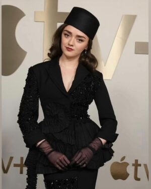 Maisie Williams Instagram - 7 days until the new look premieres on @appletv ❣️