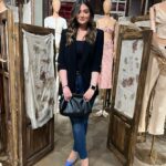 Malak Ahmed Zaher Instagram - Had a very nice time at the Show of @temraza X @maison69store 💙 💇🏻‍♀️ @alfredandmina