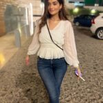Malak Ahmed Zaher Instagram - شوية صور مهزوزة و انا منكوشة حاجة بسيطة كده 🙆🏻‍♀️