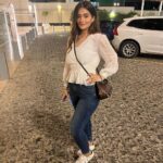 Malak Ahmed Zaher Instagram - شوية صور مهزوزة و انا منكوشة حاجة بسيطة كده 🙆🏻‍♀️