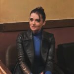 Malak Ahmed Zaher Instagram - اقل من شهر و تقابلوا راندا متحمسة اوي تشوفوها . تفتكروا عاملة ازاي و ايه انطباعكم عنها ؟🤔 Less than a month left for you to meet randa, what is your impression about her?💙✨ #محارب #رمضان٢٠٢٤🌙 اخراج أ شيرين عادل تأليف أ محمد سيد بشير انتاج أ احمد السبكي