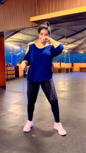 Malavika Menon Instagram - 😉💃🪩
@anil_choreographer
Shot @nima_chandran