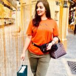 Malavika Menon Instagram – I followed my heart and it took me shopping 😋🧡🍊♥️✨hehe Dubai Gold Souk