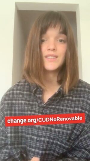 Malena Ratner Instagram - Ayúdenme a compartir y firmar esta petición de @change_ar ❤️🙏🏼
El CUD (Certificado Único de Discapacidad) tiene que estar a favor de las personas con discapacidad y sus familiares, no en contra. 
En casos dónde la discapacidad es permanente, como mi hermana Ailen, cada renovación implica una pérdida de tiempo, un momento incómodo, frustrante y doloroso. ¿Por qué pasar por esta situación innecesaria? 

Sumate a esta campaña que creó Verónica, compartiendo y firmando ahora en Change.org/CUDNoRenovable o entra al link en la bio de @change_ar ❤️