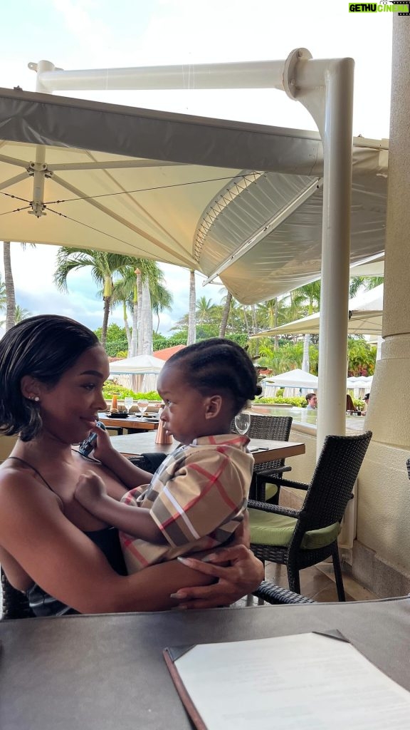 Malika Instagram - “Mommy I want to go on bacation on airplane.” Done! Nothing like seeing the world with you Ace. I hope I get to show you and your cars the rest of the world. I’m still tired but I love you so so much. You taught me bravery, and I plan to do the same. Spring break in Maui, I’ll never forget it. Grand Wailea Waldorf Astoria, Maui, Hi