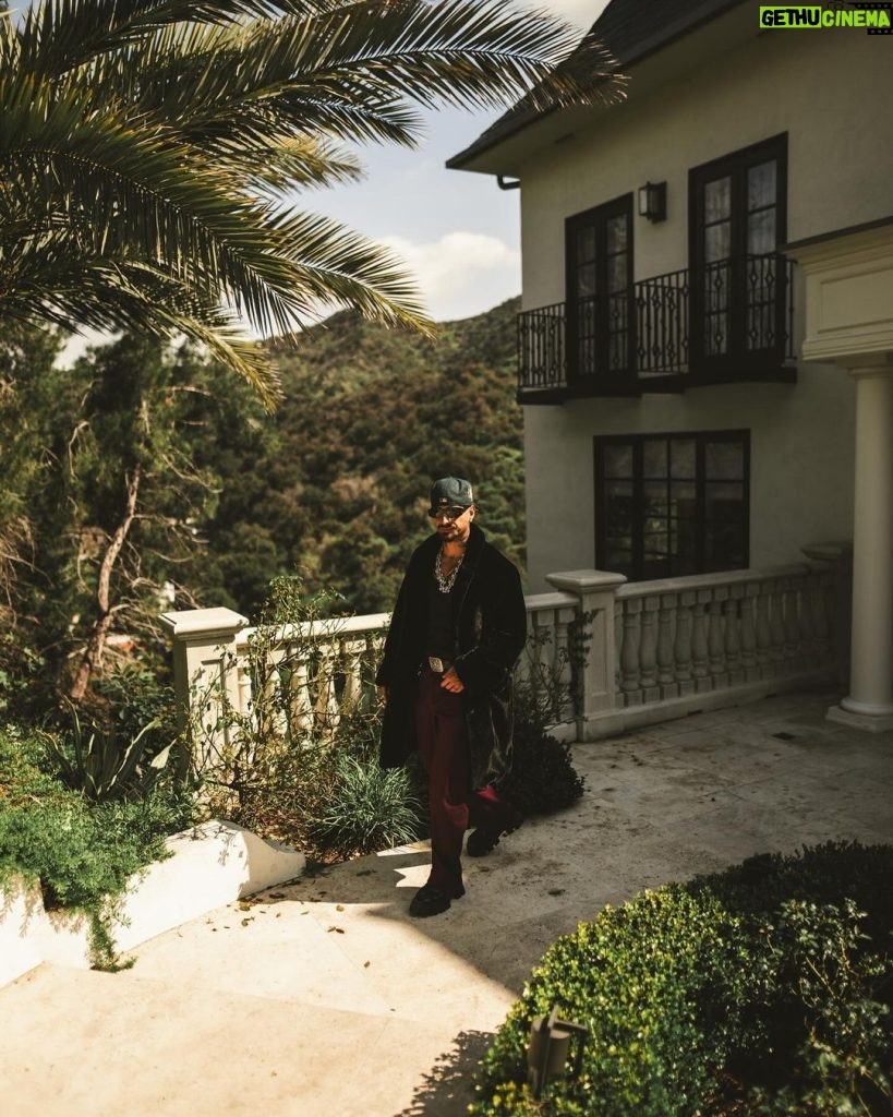 Maluma Instagram - Parchecito tranqui en LA 🍽 🛍 💸 👑🇨🇴.