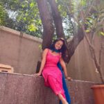 Manasi Naik Instagram - जब कुछ पल के लिए मुस्कुराने से तस्वीर अच्छी आ सकती है तो हमेशा मुस्कुराने से ज़िन्दगी अच्छी क्यों नहीं हो सकती है 💕 Thank you Universe 💫 I will Not Give Up Growing Glowing And Healing ❤️‍🩹 #ManasiNaik #Actor #Performer #Beingme #OnMyOwn #Beauty #OOTD #fashionstyle #MyStyle #Secret #grattitude #Happy #survivor #Growing #Glowing #WorkingHard #WatchMeGrow #ThankYou #SelfRealisation #survivor #Cultured #Morals #Focused #mentalhealthawareness #MentalPeace #NewDreams #NeverGiveUp #newbeginnings 🧿 #CatMomOf12