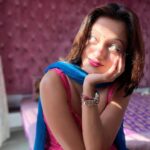Manasi Naik Instagram - जब कुछ पल के लिए मुस्कुराने से तस्वीर अच्छी आ सकती है तो हमेशा मुस्कुराने से ज़िन्दगी अच्छी क्यों नहीं हो सकती है 💕 Thank you Universe 💫 I will Not Give Up Growing Glowing And Healing ❤️‍🩹 #ManasiNaik #Actor #Performer #Beingme #OnMyOwn #Beauty #OOTD #fashionstyle #MyStyle #Secret #grattitude #Happy #survivor #Growing #Glowing #WorkingHard #WatchMeGrow #ThankYou #SelfRealisation #survivor #Cultured #Morals #Focused #mentalhealthawareness #MentalPeace #NewDreams #NeverGiveUp #newbeginnings 🧿 #CatMomOf12